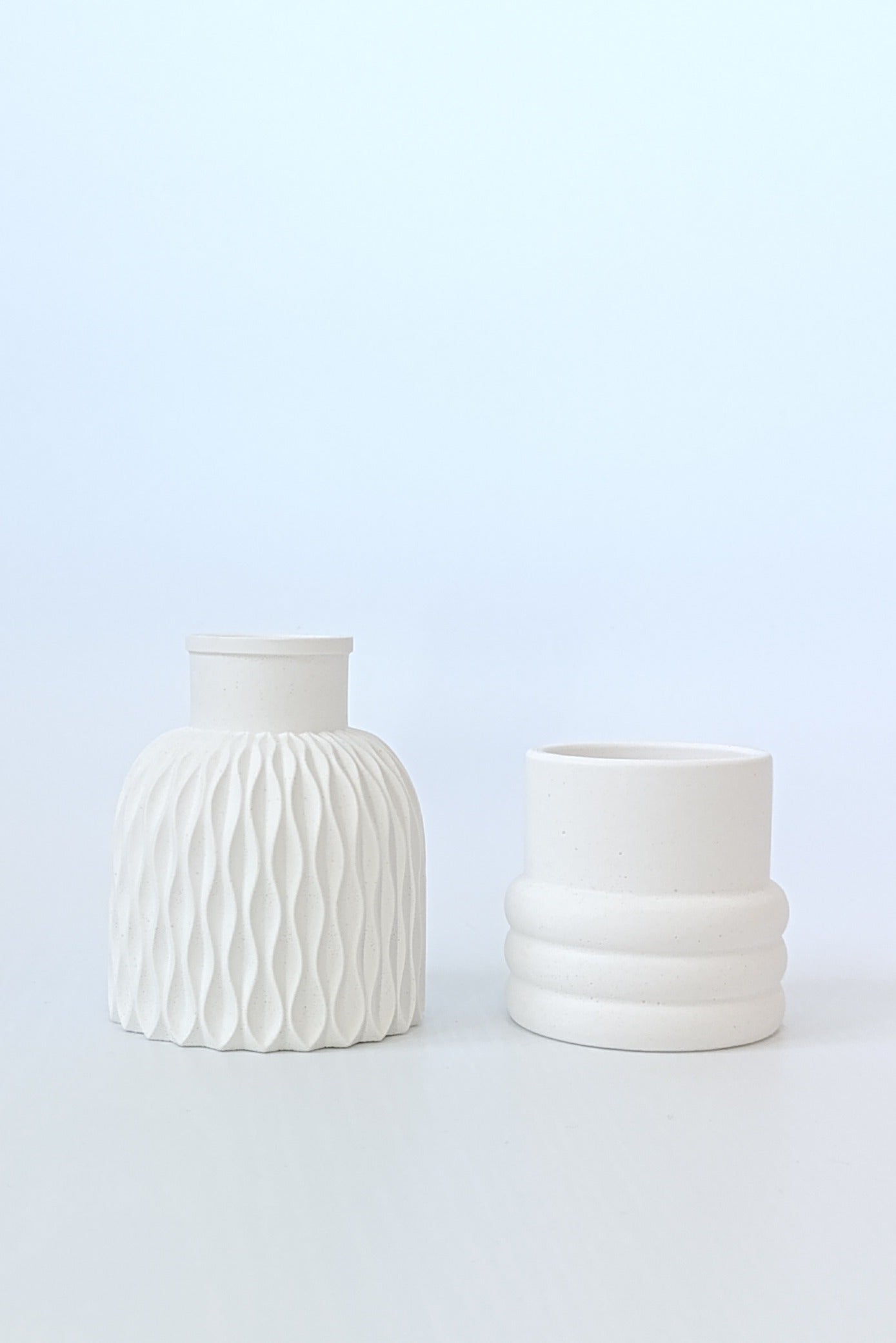 Minimal Taş Tozu Dekoratif Vazo Seti | Beyaz Modern İkili DKR0014